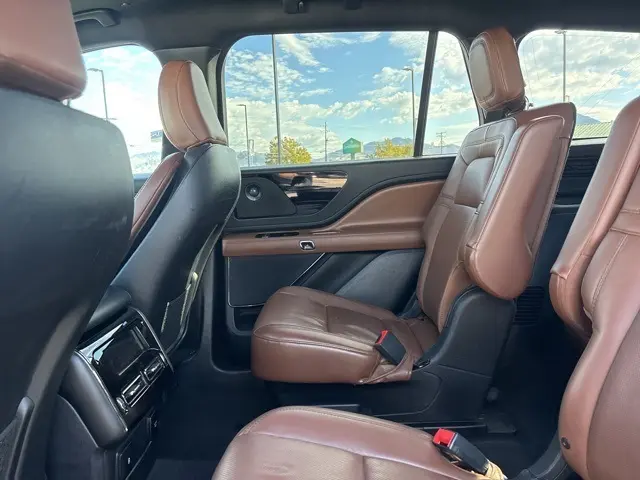 2022 Lincoln Aviator Reserve photo 15