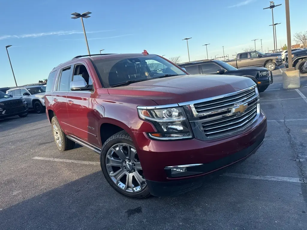 2016 Chevrolet Tahoe LTZ photo 3