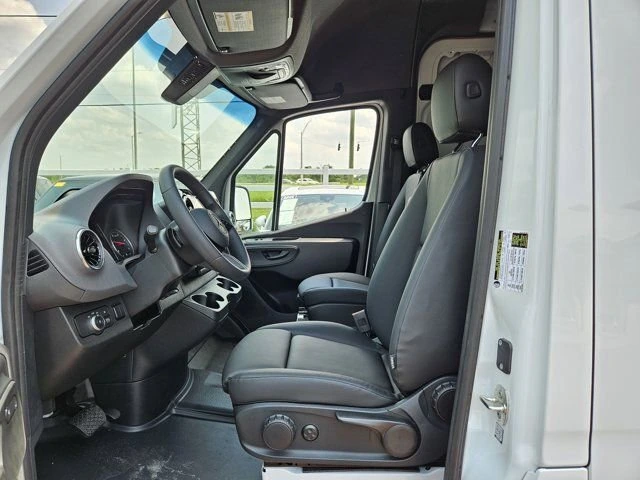 2025 Mercedes-Benz Sprinter Cargo Van Base - Photo 11