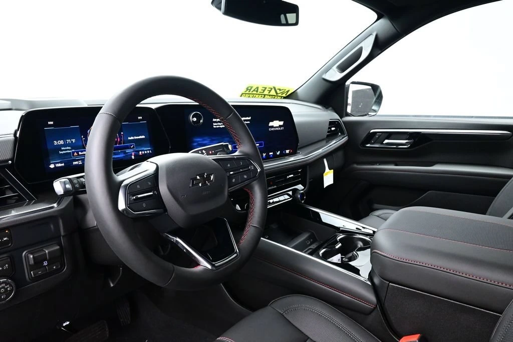 2026 Chevrolet Suburban RST - Photo 19