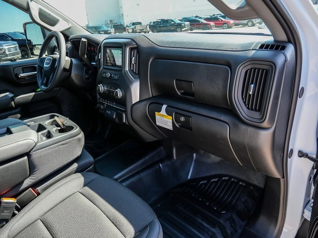 2026 GMC Sierra 2500HD Pro - Photo 17