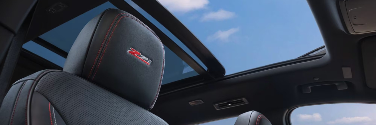 2025 Chevy Traverse Z71 Interior Cabin Sunroof