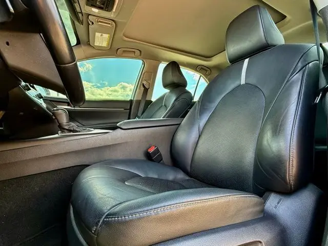 2021 Toyota Camry XSE photo 12