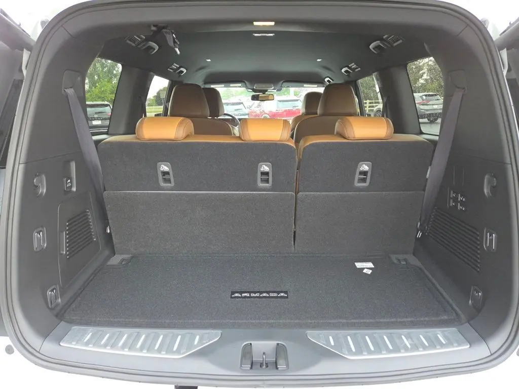 2026 Nissan Armada SL photo 28