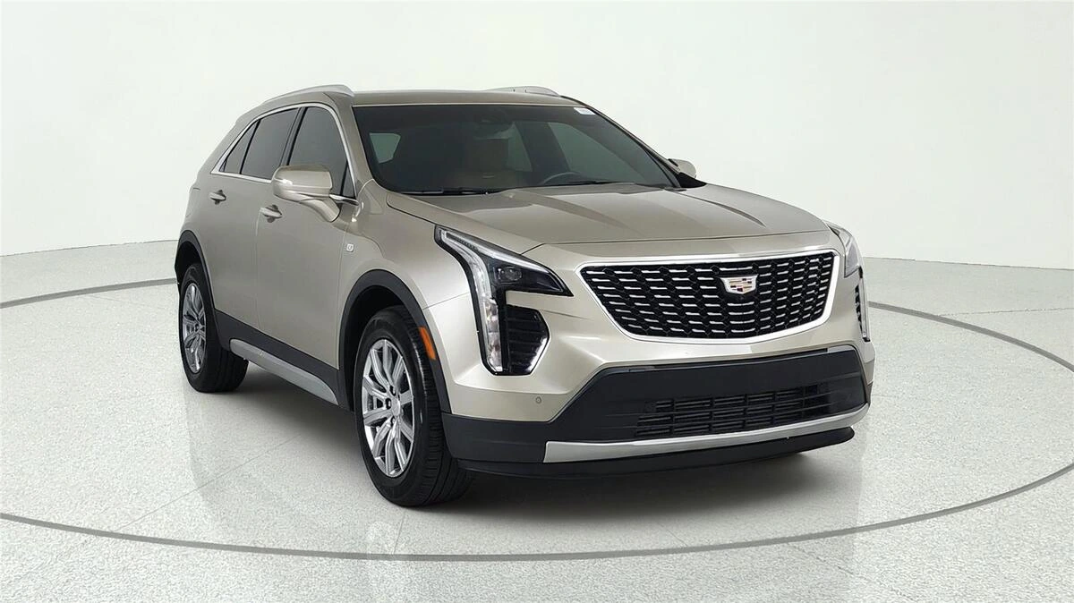 2022 Cadillac XT4 Premium Luxury AWD's photo