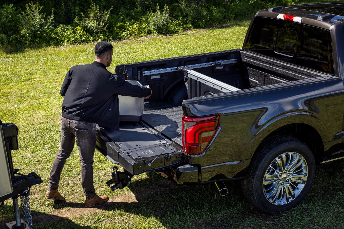 2024 Ford F-150 Exterior Pro Access Tailgate