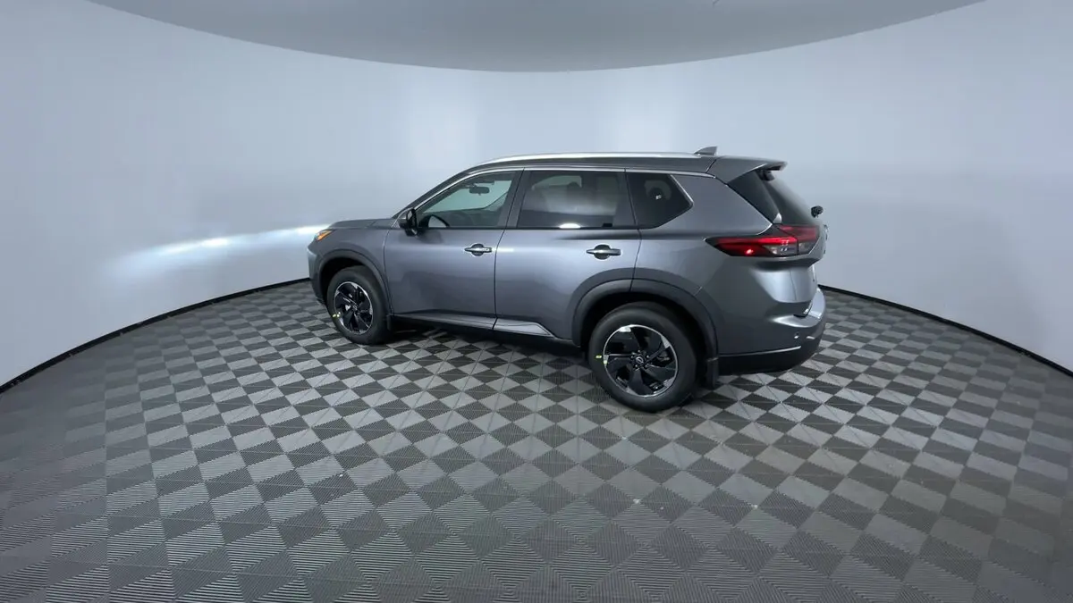 2026 Nissan Rogue SV photo 3