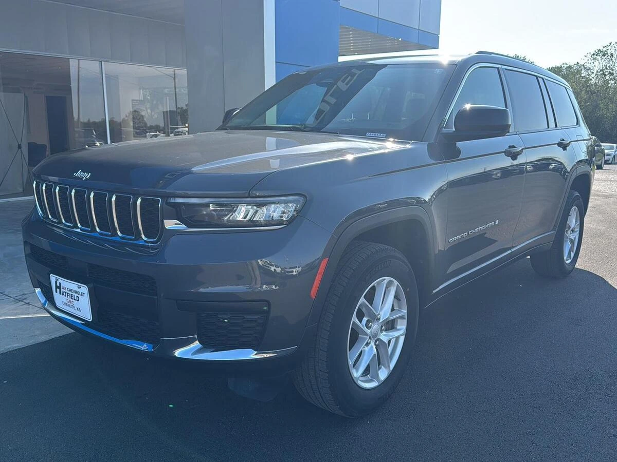 2022 Jeep Grand Cherokee L Laredo