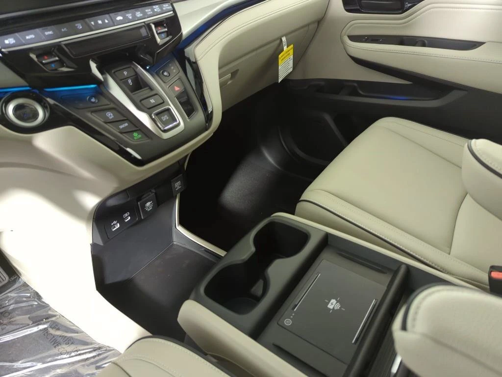 2026 Honda Odyssey Touring - Photo 18