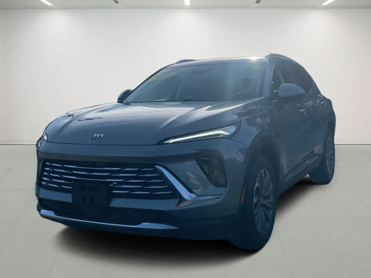 2025 Buick Envision Preferred's photo