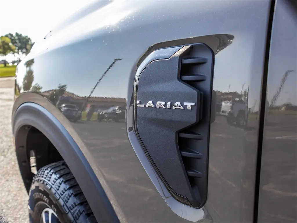 2025 Ford Ranger Lariat photo 23