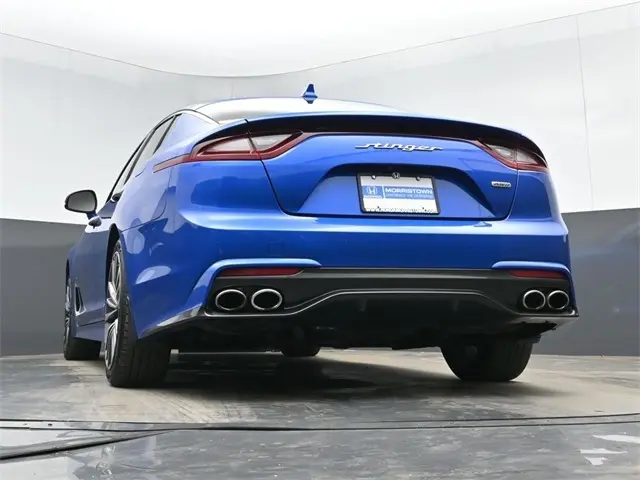 2018 Kia Stinger Premium photo 34