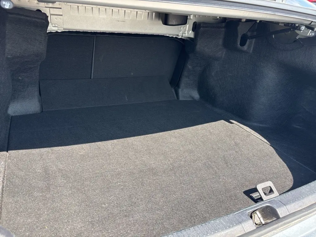 2023 Toyota Camry SE photo 24
