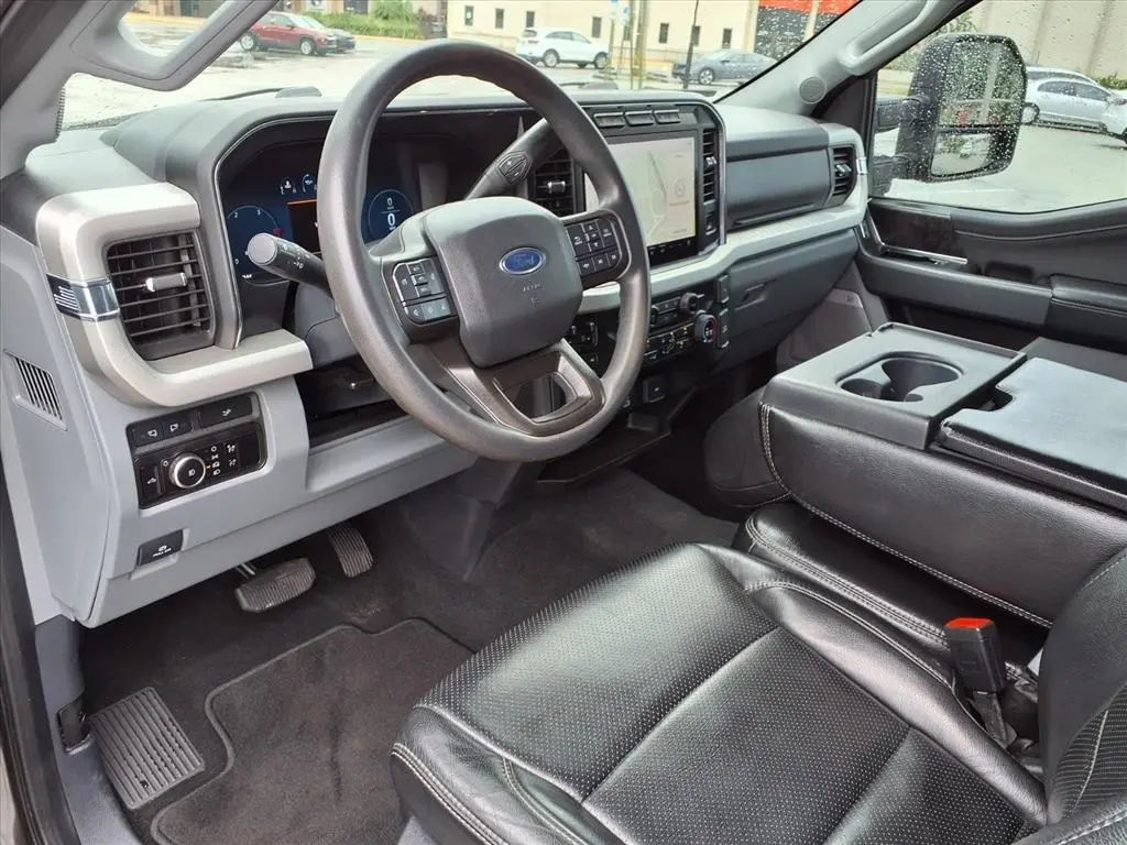 2023 Ford F-250 photo 21