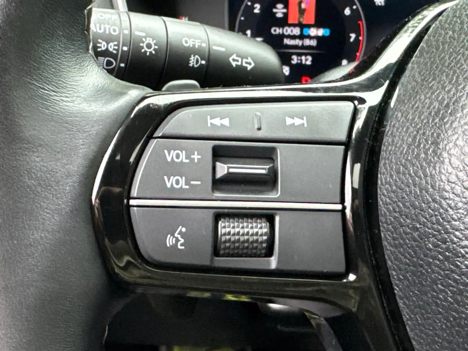 2023 Honda Civic Touring photo 18