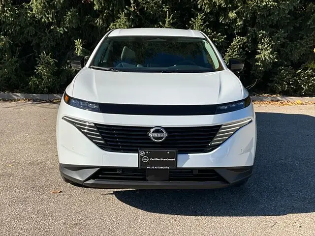 2025 Nissan Murano SV photo 2