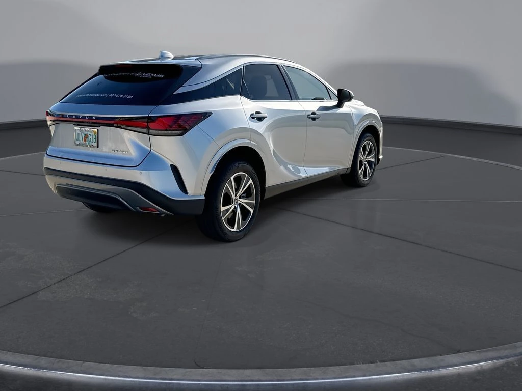 2025 Lexus RX 350 - Photo 11