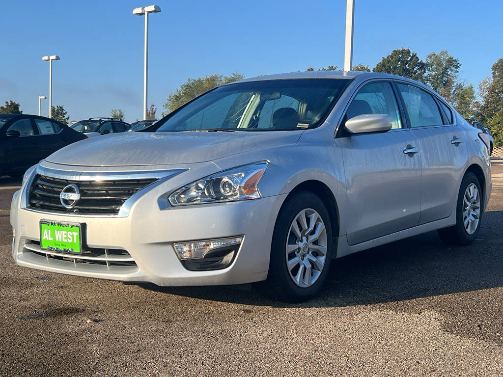 2013 Nissan Altima 2.5 S photo 3