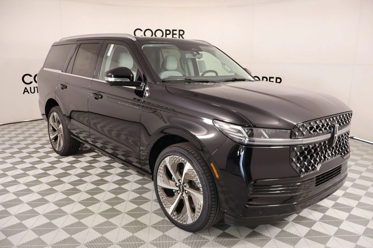 2026 Lincoln Navigator Black Label 4WD's photo