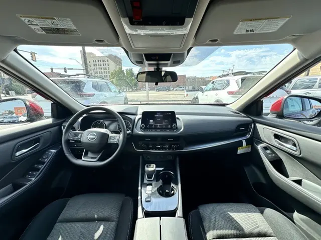 2026 Nissan Rogue SV photo 26
