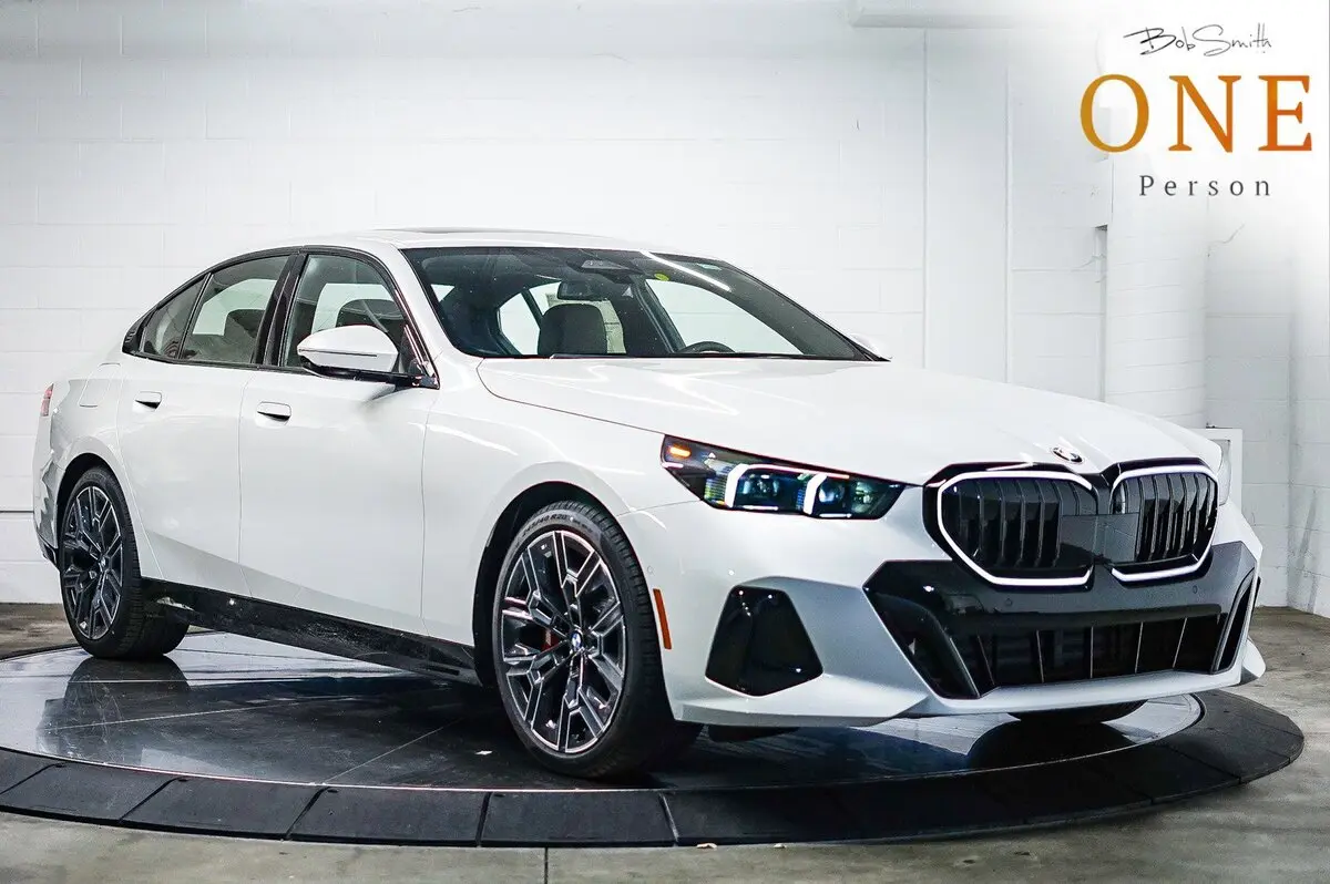 2026 BMW 5 Series 530i's photo