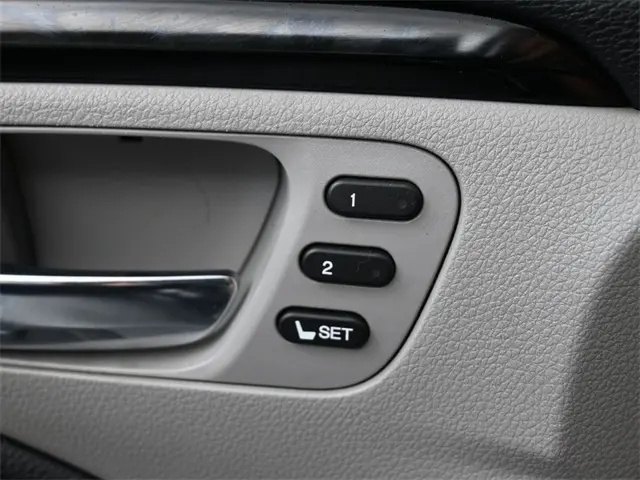 2017 Honda Pilot Touring photo 20