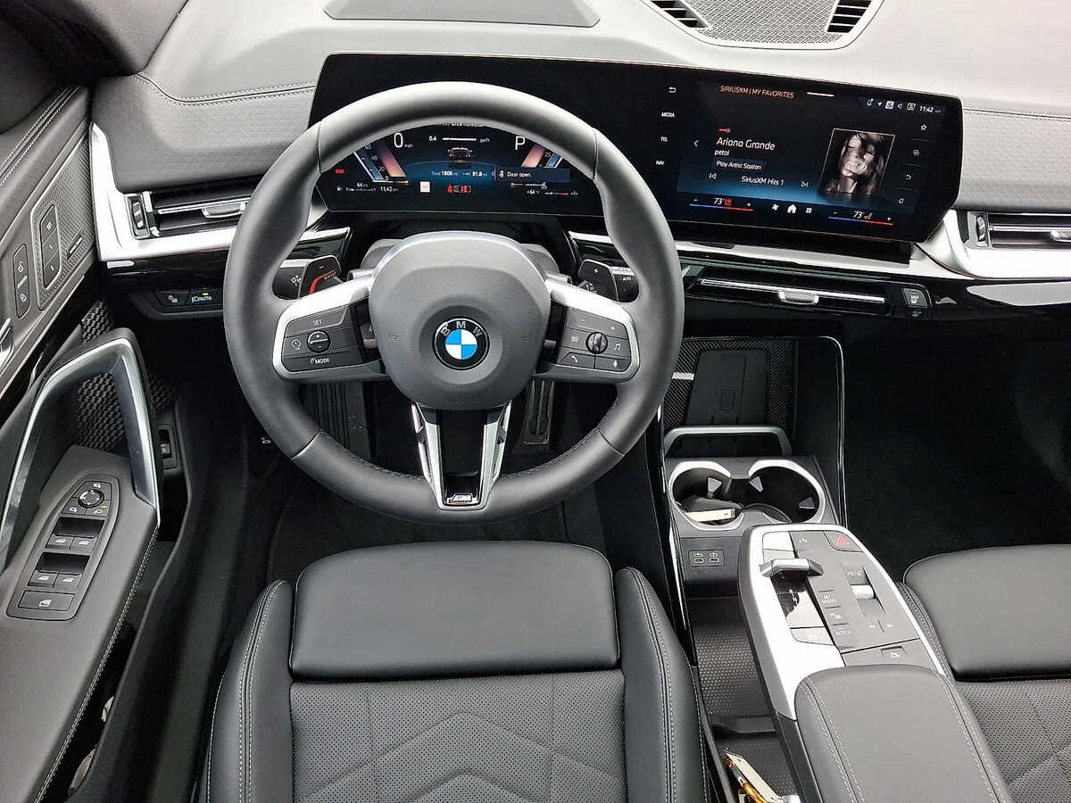 2026 BMW X2 28i - Photo 11