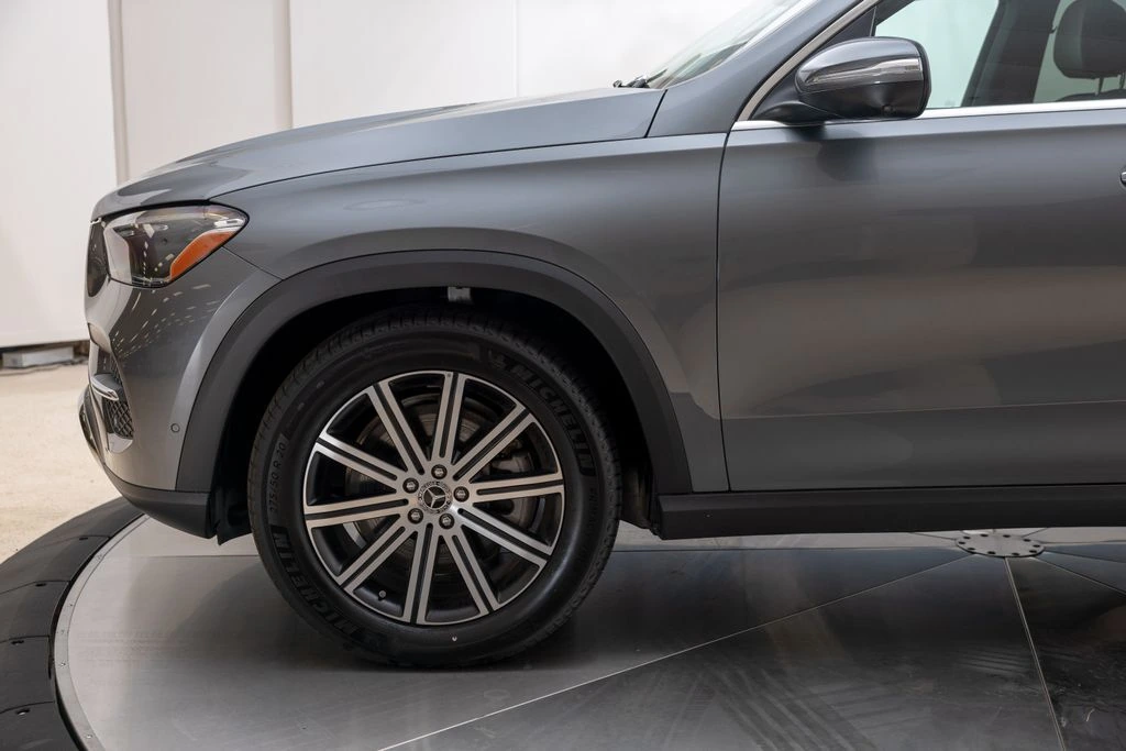 2025 Mercedes-Benz GLE GLE450 - Photo 13