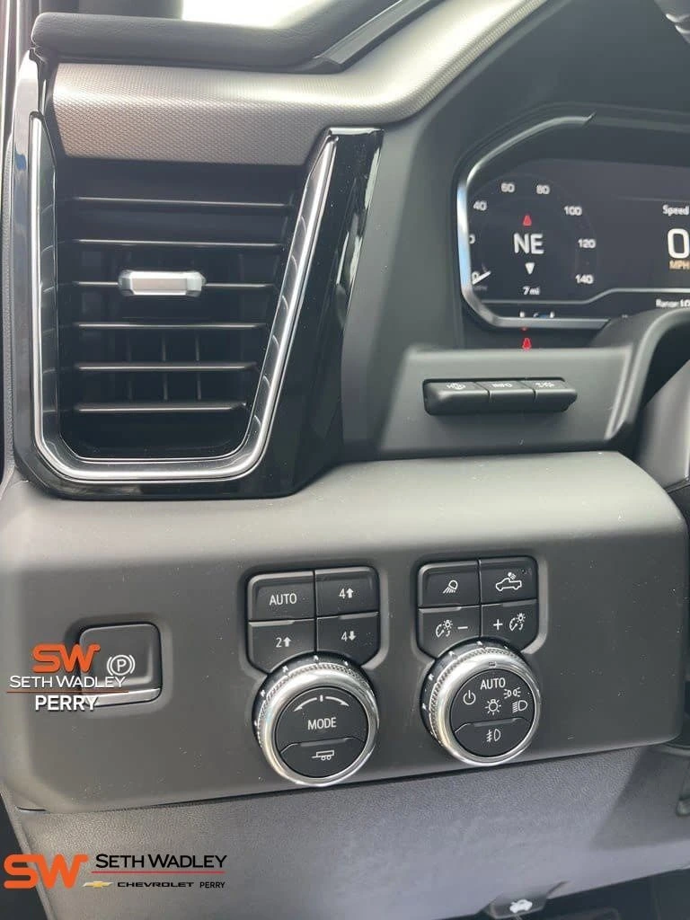 2025 GMC Sierra 2500HD Denali - Photo 25