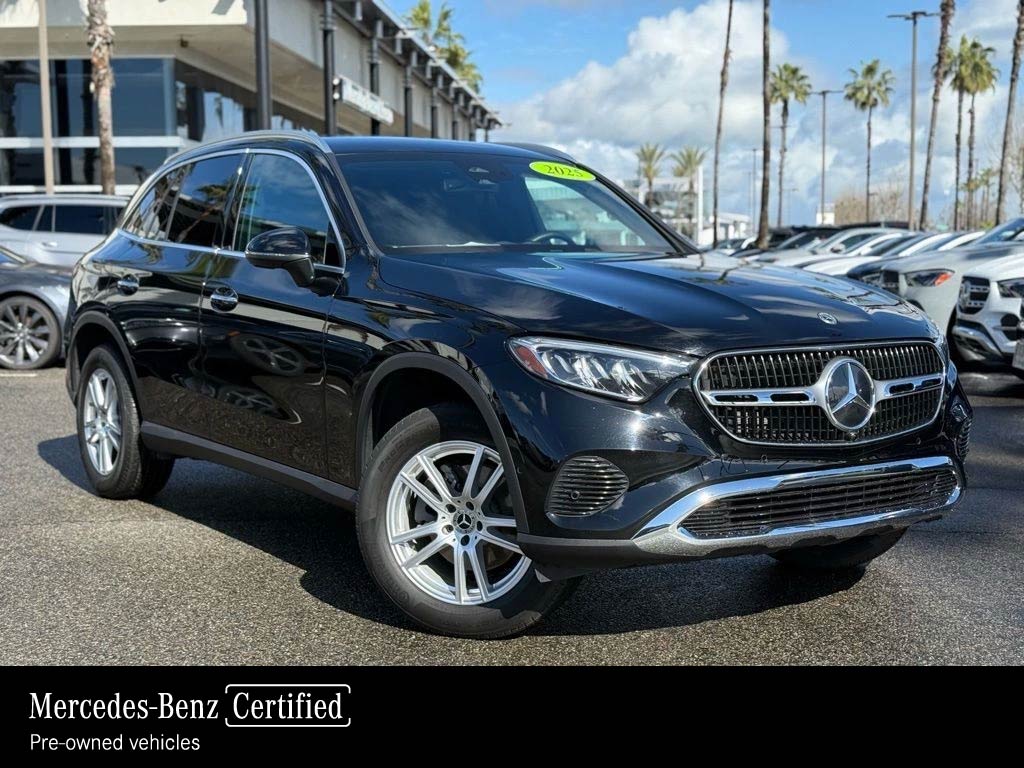 Certified Pre-Owned 2025 Mercedes-Benz GLC 300 RWD SUV