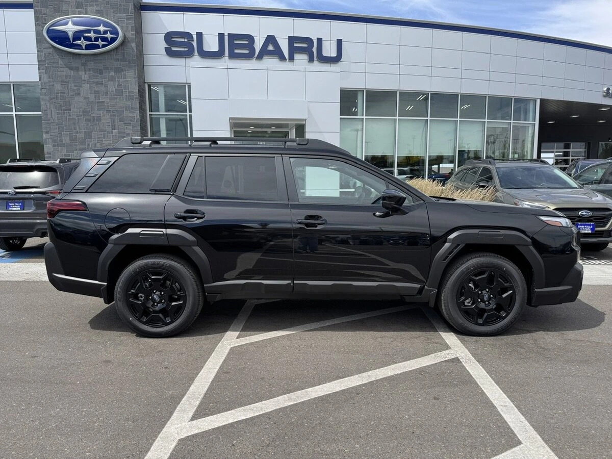 2026 Subaru Outback Limited - Photo 8