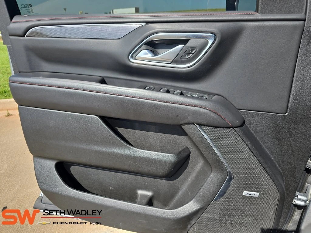 2024 Chevrolet Suburban RST - Photo 28