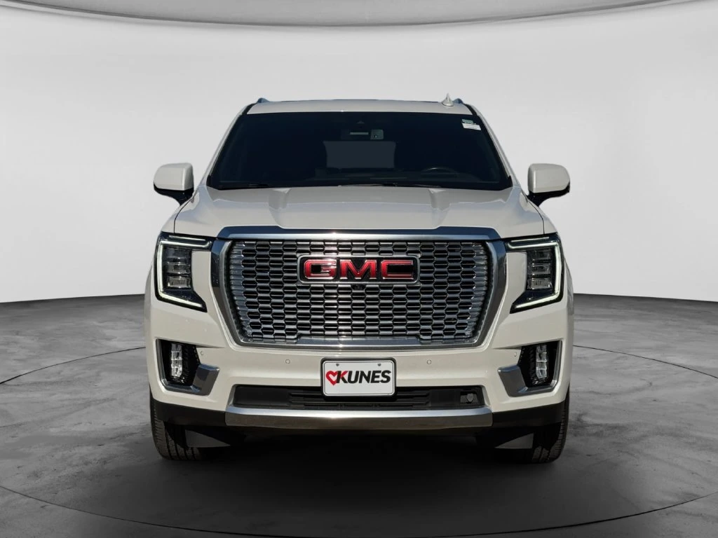 Used 2021 GMC Yukon Denali with VIN 1GKS2DKL5MR438052 for sale in Hastings, Minnesota