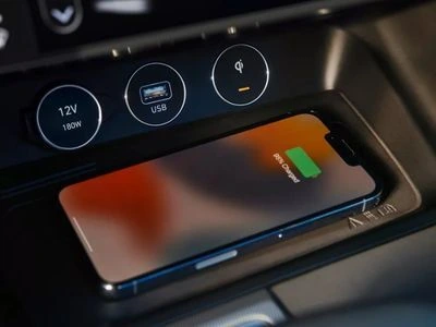 2026 Genesis G70 Innovative Tech Feature