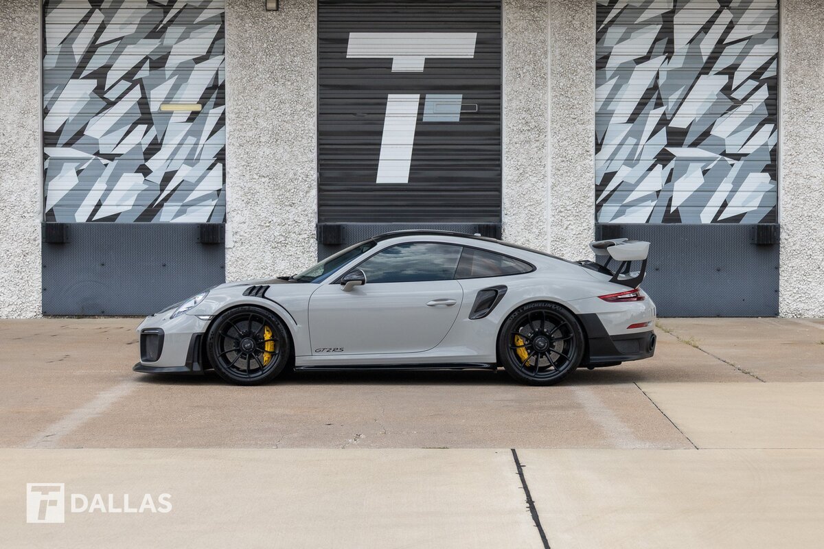 2018 Porsche 911 Weissach Package