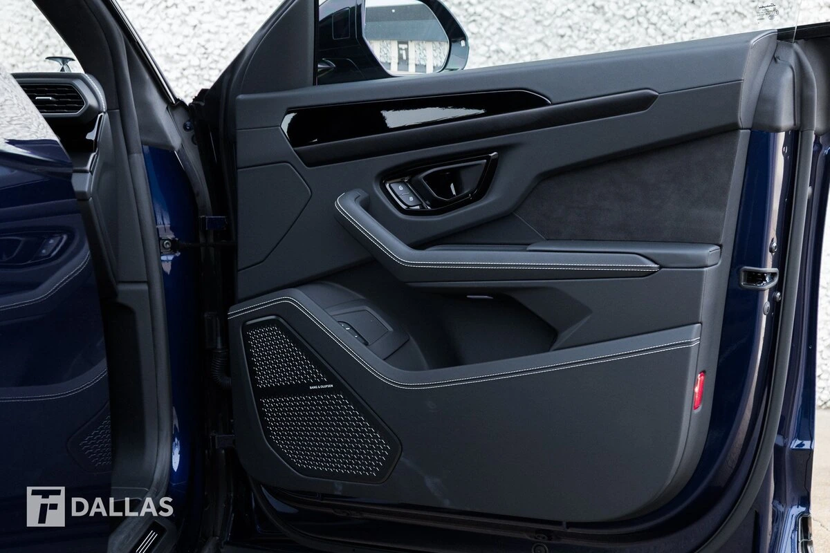 2024 Lamborghini Urus S - Photo 35