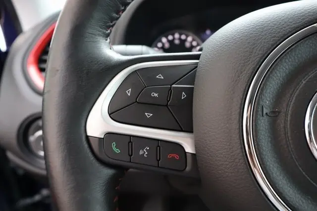 2018 Jeep Renegade Trailhawk photo 13