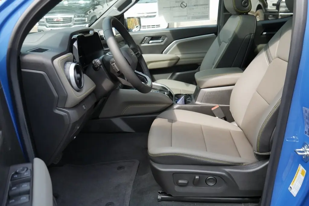 2026 Chevrolet Colorado ZR2 photo 8