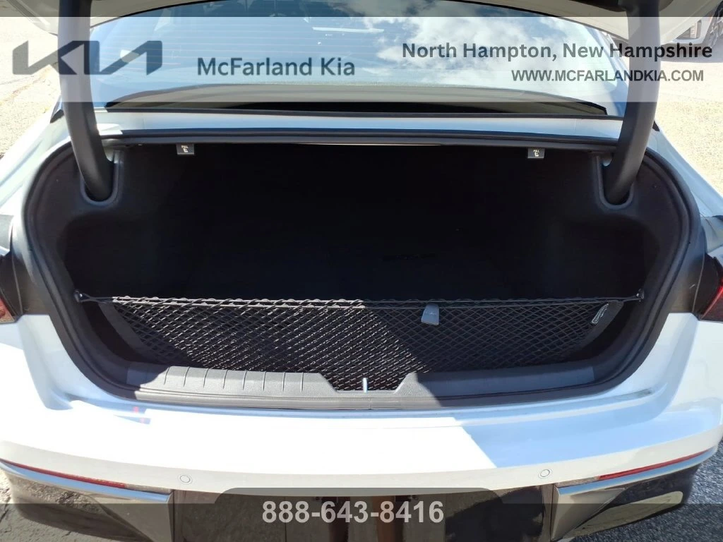 2025 Kia K5 LXS - Photo 12