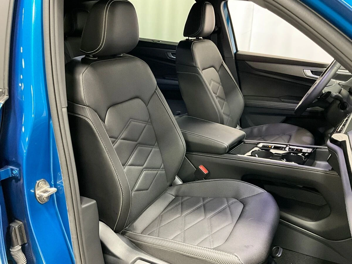 2024 Volkswagen Atlas Cross Sport SE w/Tech - Photo 9