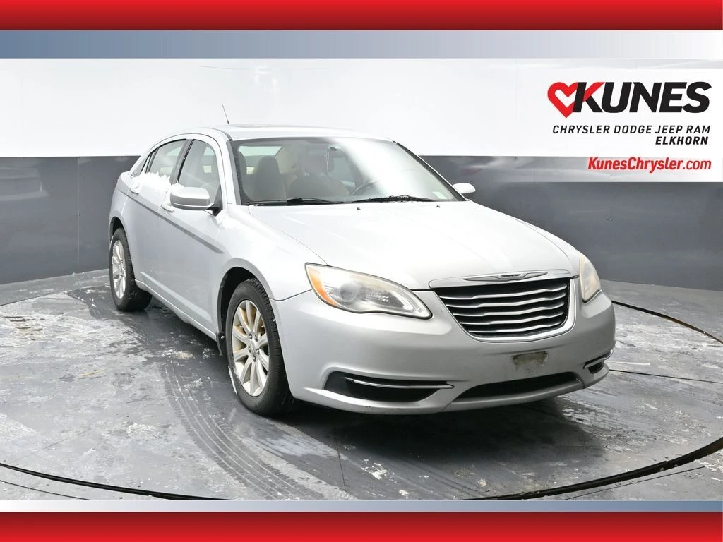 2011 Chrysler 200 Touring