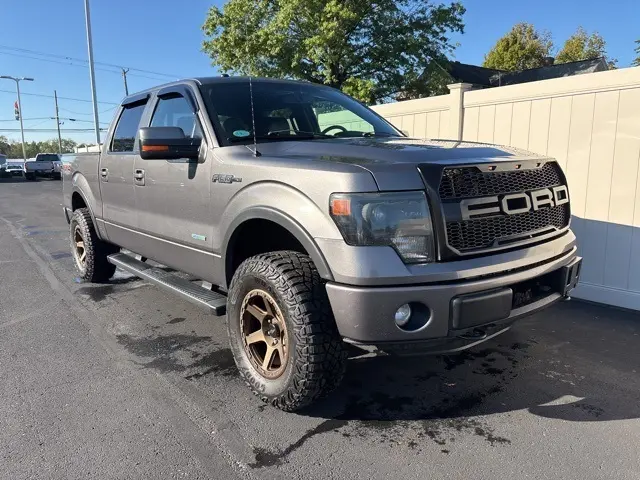 2013 Ford F-150 FX4 photo 2