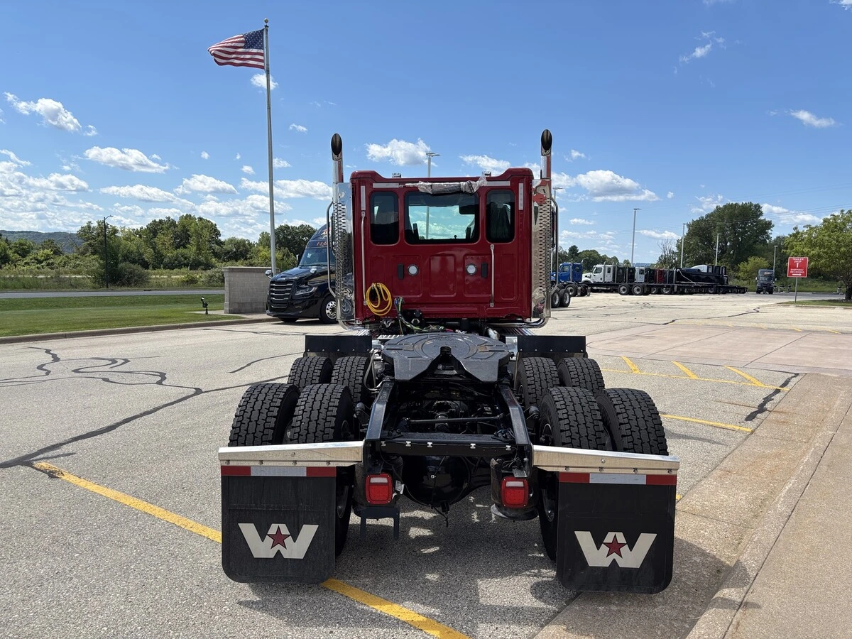 2027 Western Star 49X — photo 6