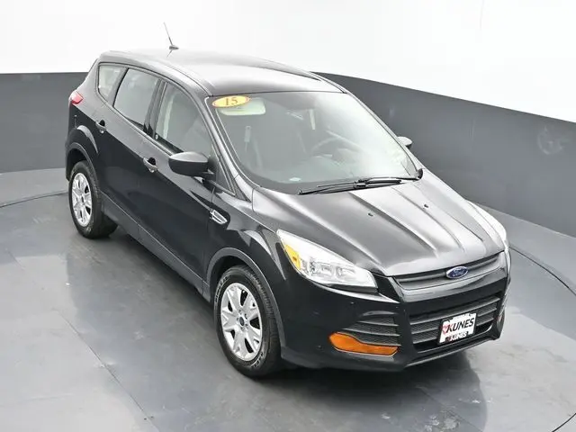 2015 Ford Escape S photo 23
