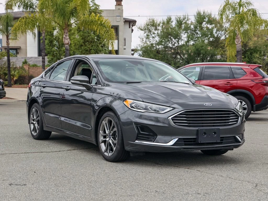 2020 Ford Fusion SEL FWD's photo