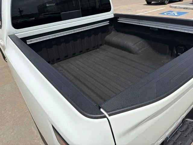 2026 Nissan Frontier SV - Photo 7