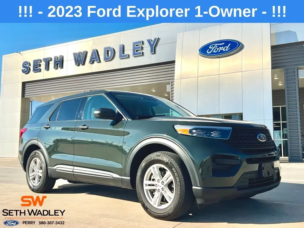 2023 Ford Explorer Base's photo