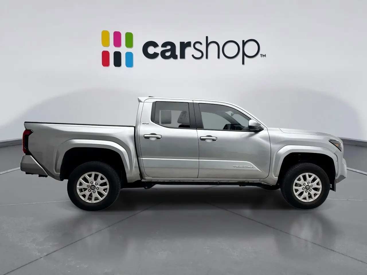 2024 Toyota Tacoma SR5 photo 6
