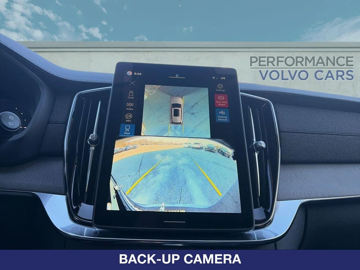 2026 Volvo - image 22