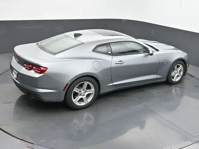 2023 Chevrolet Camaro 1LT photo 32
